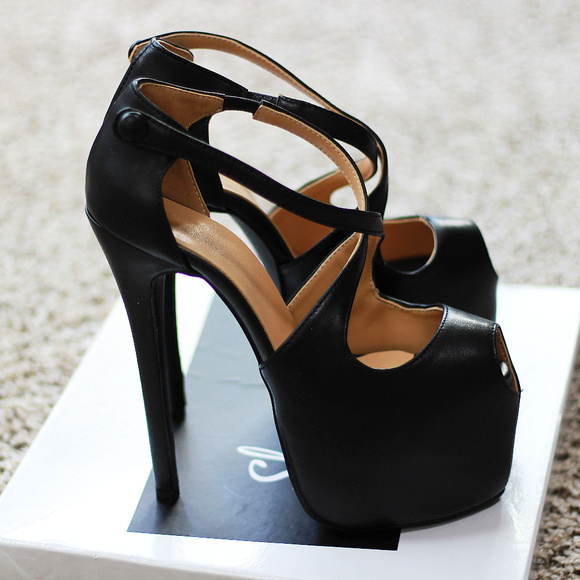 Sexy Platform Cross Strap Peeptoe - Picture 3 of 10